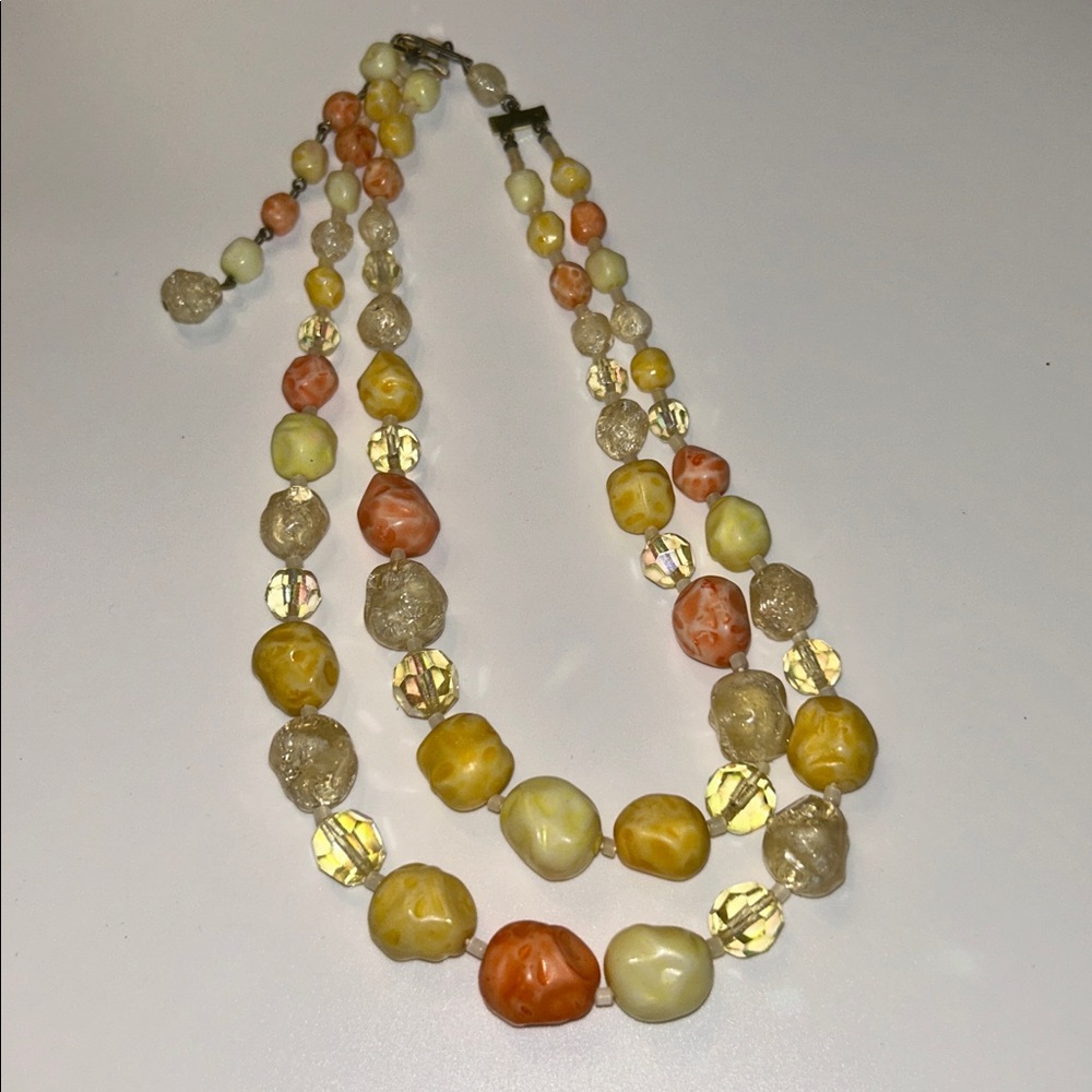 Deauville Multicolored Two-Strand Lucite Bead Necklace Earring Bracelet Vintage - Picture 4 of 8